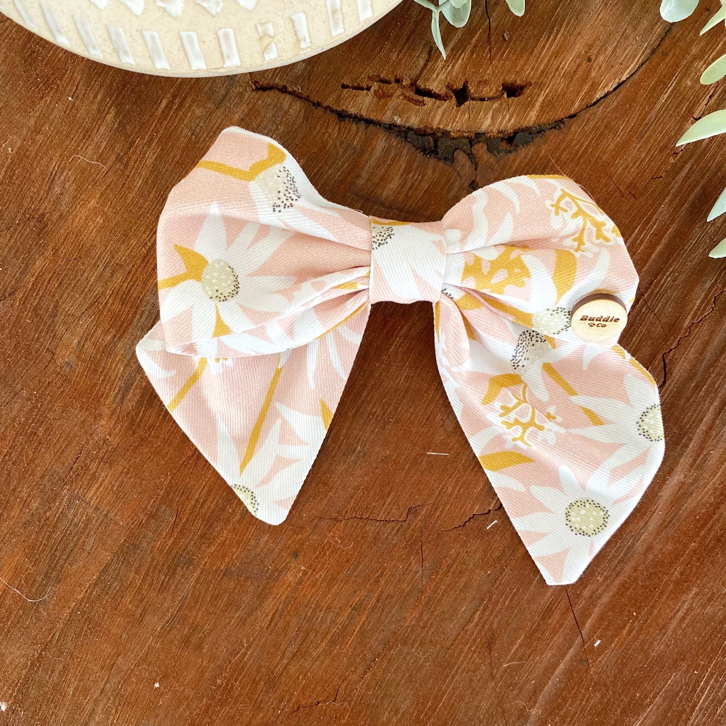 The 'Flora’ Bow Tie